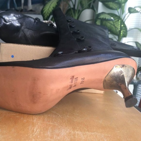 Brand new CYDWOQ Float Black leather boots size 39.5, in box. - Picture 4 of 5